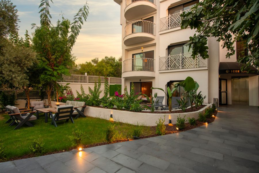 Icon Beach Suites Hotel